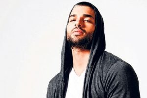 Ş&uuml;kr&uuml; &Ouml;zyıldız: Yerimde durmayı sevmiyorum