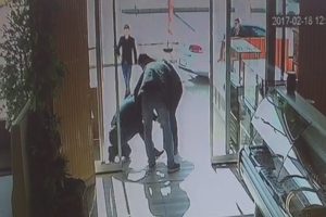 K&uuml;tahya'da g&ouml;r&uuml;nmez kaza kamerada