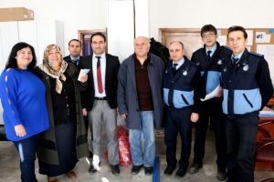 Yalova'da yerde bulduğu para emeklinin maaşı &ccedil;ıktı
