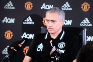 Mourinho'dan Ranieri'ye jest!