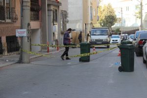Denizli'de tartıştığı kadını sokak ortasında &ouml;ld&uuml;rd&uuml;
