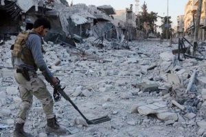El Bab'da kontroll&uuml; temizlik s&uuml;r&uuml;yor