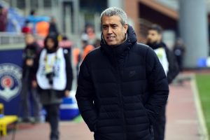 Kemal &Ouml;zdeş: "Bursaspor'un ritmi bozuldu"