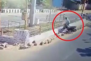 Hindistan'da &ouml;l&uuml;ml&uuml; kaza kamerada