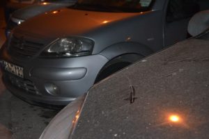 Eskişehir'de 15 aracın kaput ve kapıları &ccedil;izildi