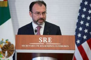 Meksika'dan ABD'ye duvar uyarısı
