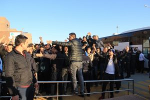 Fenerbah&ccedil;e kafilesine Gaziantep'te tepki