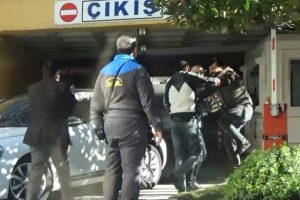 Bursa'da tekme tokat yol verme kavgası