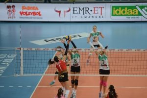 Filenin Timsahları, Karşıyaka'ya 3-1 mağlup oldu