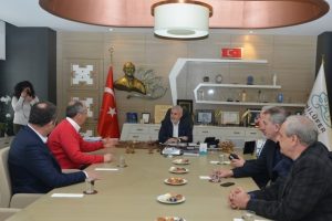 Muharrem İnce'den Bursa Nil&uuml;fer Belediye Başkanı Bozbey'e ziyaret