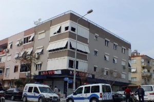 Yaşlı kadın evinde &ouml;l&uuml; bulundu