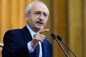 Kılı&ccedil;daroğlu eski CHP'lilerle buluştu