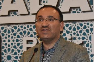 Bozdağ, Kılı&ccedil;daroğlu'nu eleştirdi