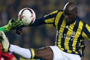Moussa Sow'dan Beşiktaşlı taraftarın 'Seni de alalım' tweetine beğeni