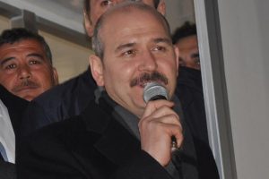 Soylu: "D&uuml;nyada demokrasiyi hak eden bir &uuml;lke varsa o T&uuml;rkiye'dir"