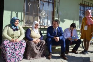 Bursa Gemlik Belediyesi halkı dinliyor