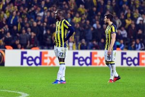 Fenerbah&ccedil;e Pereira'yı bile arıyor