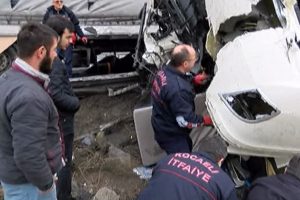 Feci kaza sonrası uzun s&uuml;re kopan bacağı aradılar