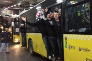 Beşiktaş taraftarı TT Arena'ya ulaştı