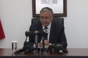 Akıncı: "M&uuml;zakereler t&uuml;m&uuml;yle bitti demek yanlış olur"