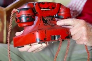 Hitler'in telefonu sahte &ccedil;ıktı