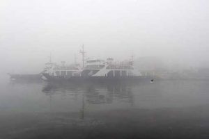 &Ccedil;anakkale'de yoğun sis nedeniyle seferler iptal