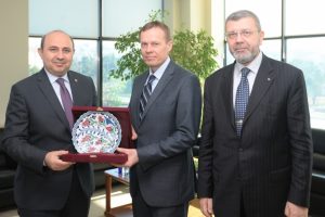 Litvanya B&uuml;y&uuml;kel&ccedil;isi'nden Bursa Ticaret ve Sanayi Odası'na ziyaret