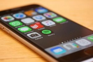 iPhone kullananlara m&uuml;jde! Bu g&uuml;ncelleme sorunu &ccedil;&ouml;z&uuml;yor