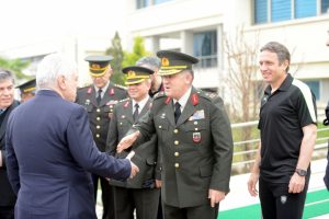 Tuğgeneral Ahmet Hacıoğlu, Bursaspor'u ziyaret etti