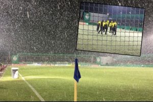 Lotte-Borussia Dortmund ma&ccedil;ı ertelendi