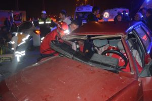 Balıkesir'de feci kaza: 1 &ouml;l&uuml;, 4 yaralı