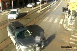 Eskişehir'de motosiklet kazaları MOBESE'de