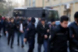 Balıkesir'de 26 &ouml;ğretmen g&ouml;zaltında