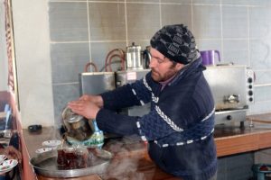 5 dil biliyor ama &ccedil;aycılık yapıyor
