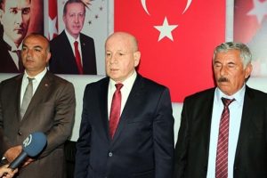 Şırnak'ta Uzunge&ccedil;it Belediye Başkanı, AK Parti'ye ge&ccedil;ti