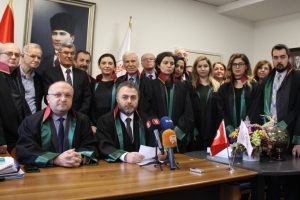 Bursa Barosu "Anayasa Değişikliği ve Referandum" konulu panele ev sahipliği yapacak