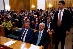 CHP TBMM Grubu basına kapalı toplandı