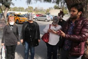 Valiliğe bu şekilde geldiler, i&ccedil;eri alınmadılar
