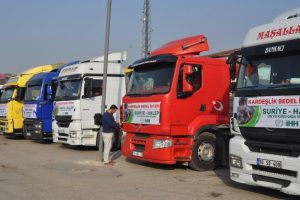 Bursa İneg&ouml;l'den Suriye'ye 6 tır yardım