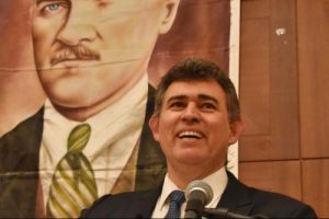 Metin Feyzioğlu: Yazdıkları anayasa değişikliğini bilmiyorlar