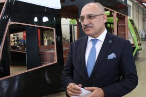 B&uuml;y&uuml;kekşi Bursa'da a&ccedil;ıkladı: "Son 4 ayda &uuml;st &uuml;ste kesintisiz ihracat artışı"