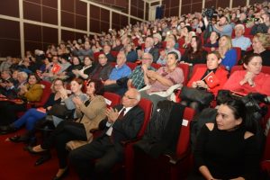 Bursa Nil&uuml;fer'de baharı t&uuml;rk&uuml;lerle karşıladılar