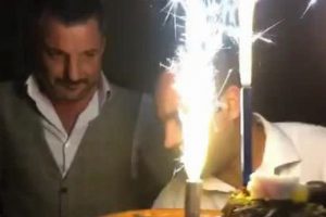 "Hayattaki tek aşkım" dediği ağabeyinin doğum g&uuml;n&uuml;n&uuml; b&ouml;yle kutladı