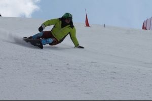 Snowboard D&uuml;nya Kupası i&ccedil;in Erciyes'te nefesler tutuldu