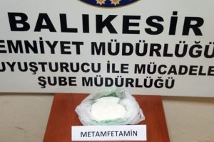 Uyuşturucu sevkiyatına polis baskını