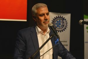 Bozbey, Bursa'da gen&ccedil;leri Nil&uuml;fer İnovasyon Merkezi'ne davet etti