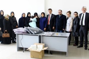 Bursa AK Partili kadınlardan Suriyelilere yardım