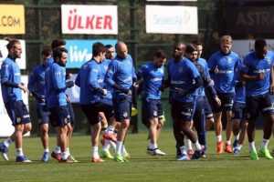Fenerbah&ccedil;e'de Osmanlıspor ma&ccedil;ı hazırlıkları başladı
