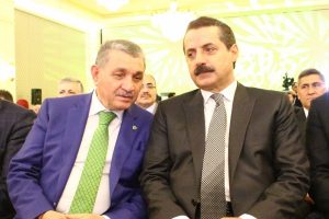 &Ccedil;elik: "Tankın azameti halkın cesareti karşısında yerle yeksan oldu"
