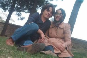 Eşine kızdı, 6 aylık bebeğiyle ara&ccedil;tan atladı!
